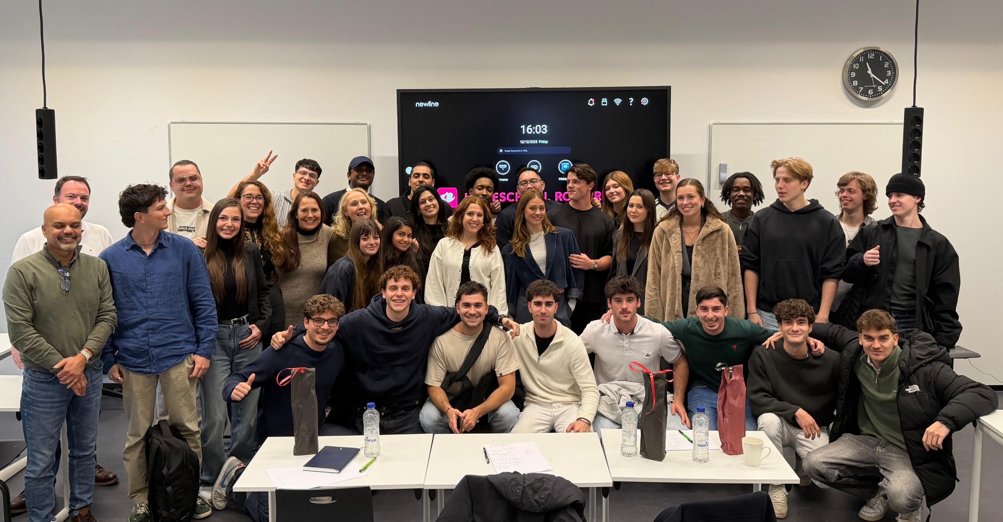 Foto de grupo durante el semestre académico en Rotterdam